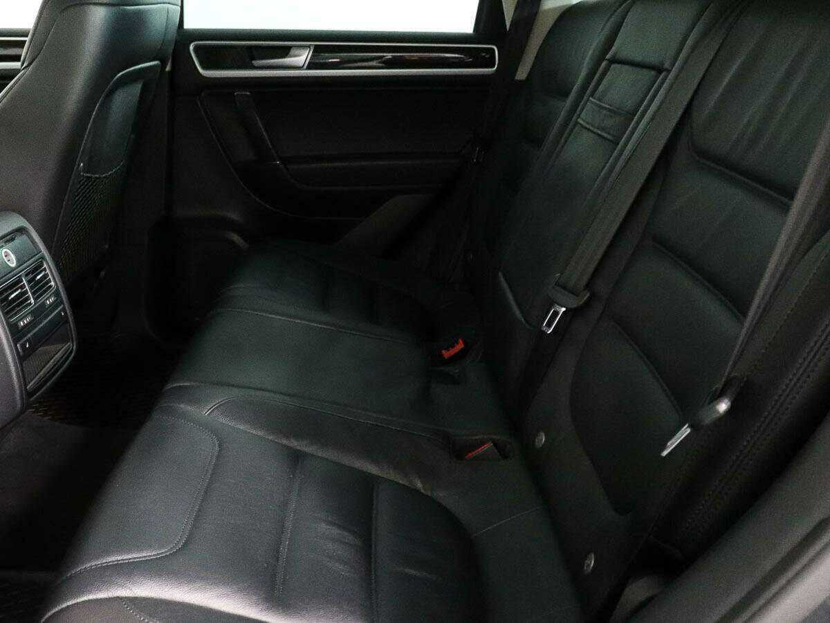 Купить Volkswagen Touareg, 2016, 170 300 км, фото №7