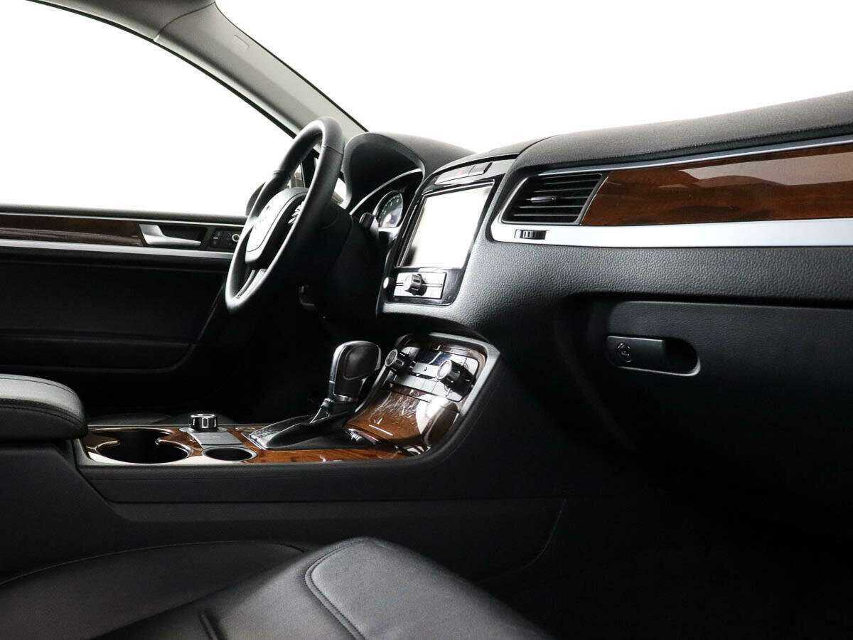 Купить Volkswagen Touareg, 2010, 152 000 км, фото №6