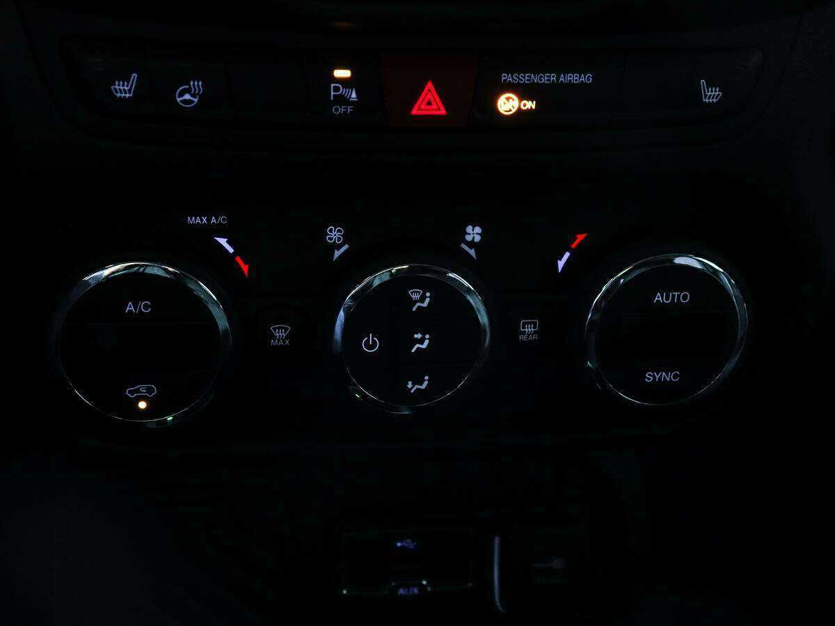 Купить Jeep Renegade, 2017, 79 866 км, фото №15