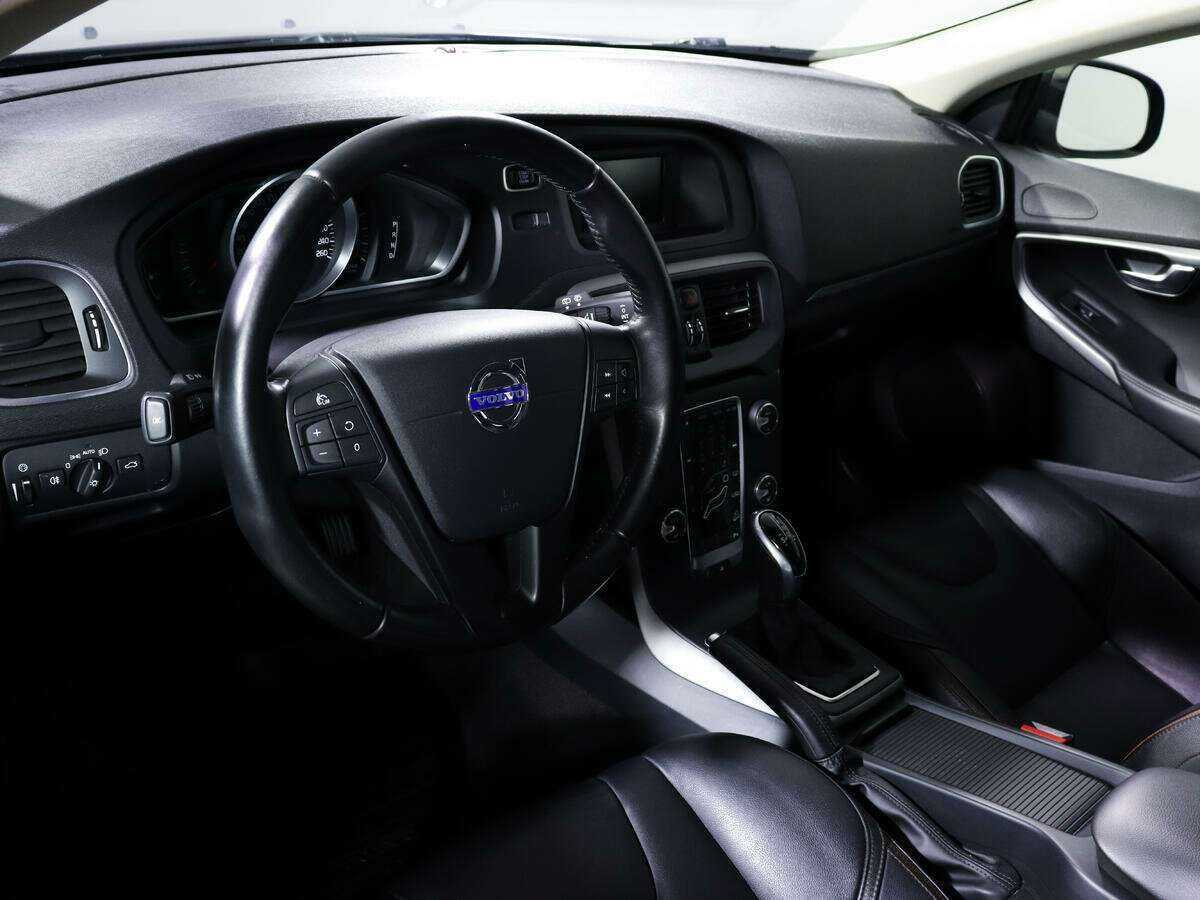 Купить Volvo V40 Cross Country, 2014, 125 400 км, фото №12