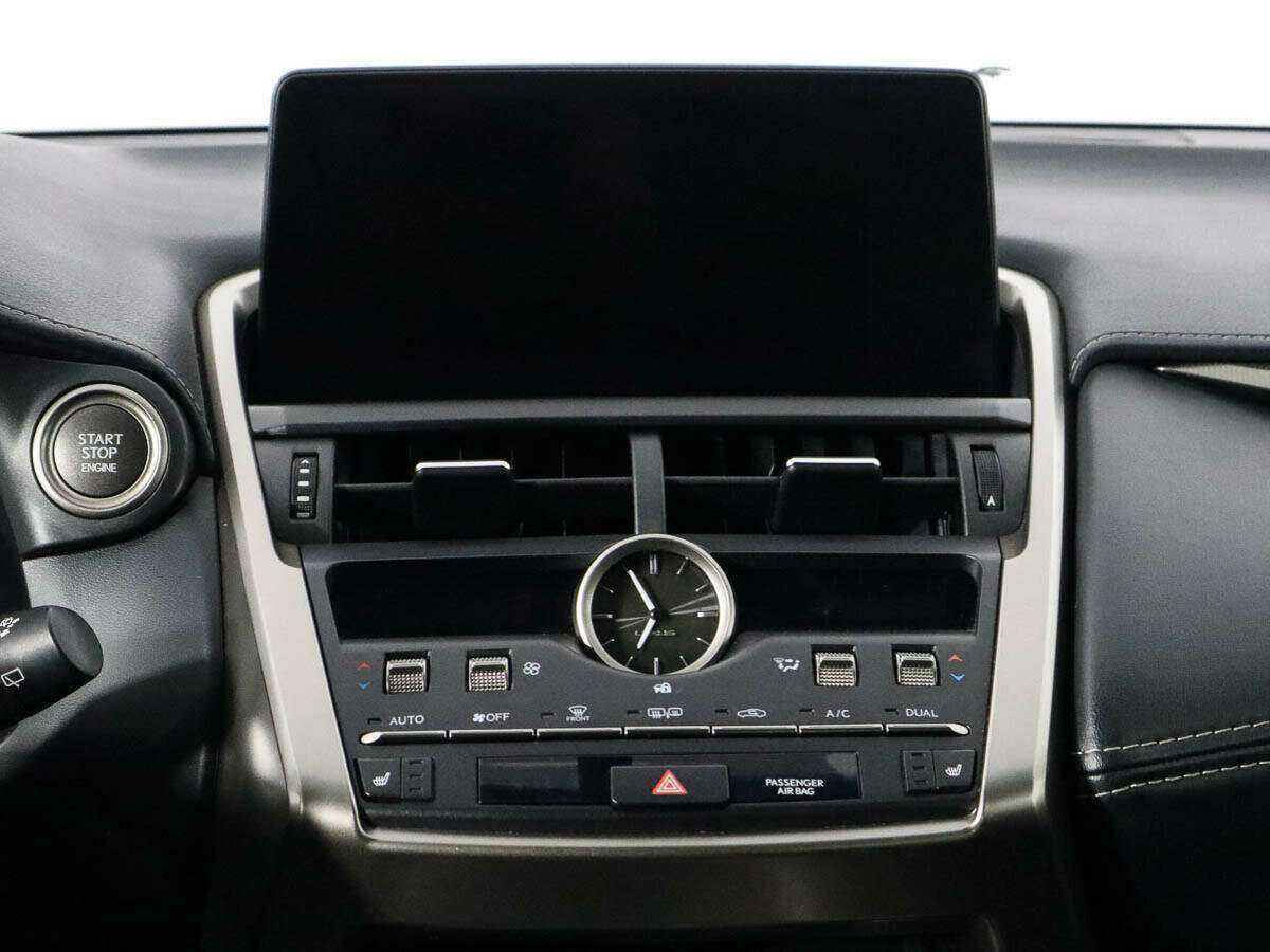 Купить Lexus NX 200, 2017, 100 250 км, фото №10