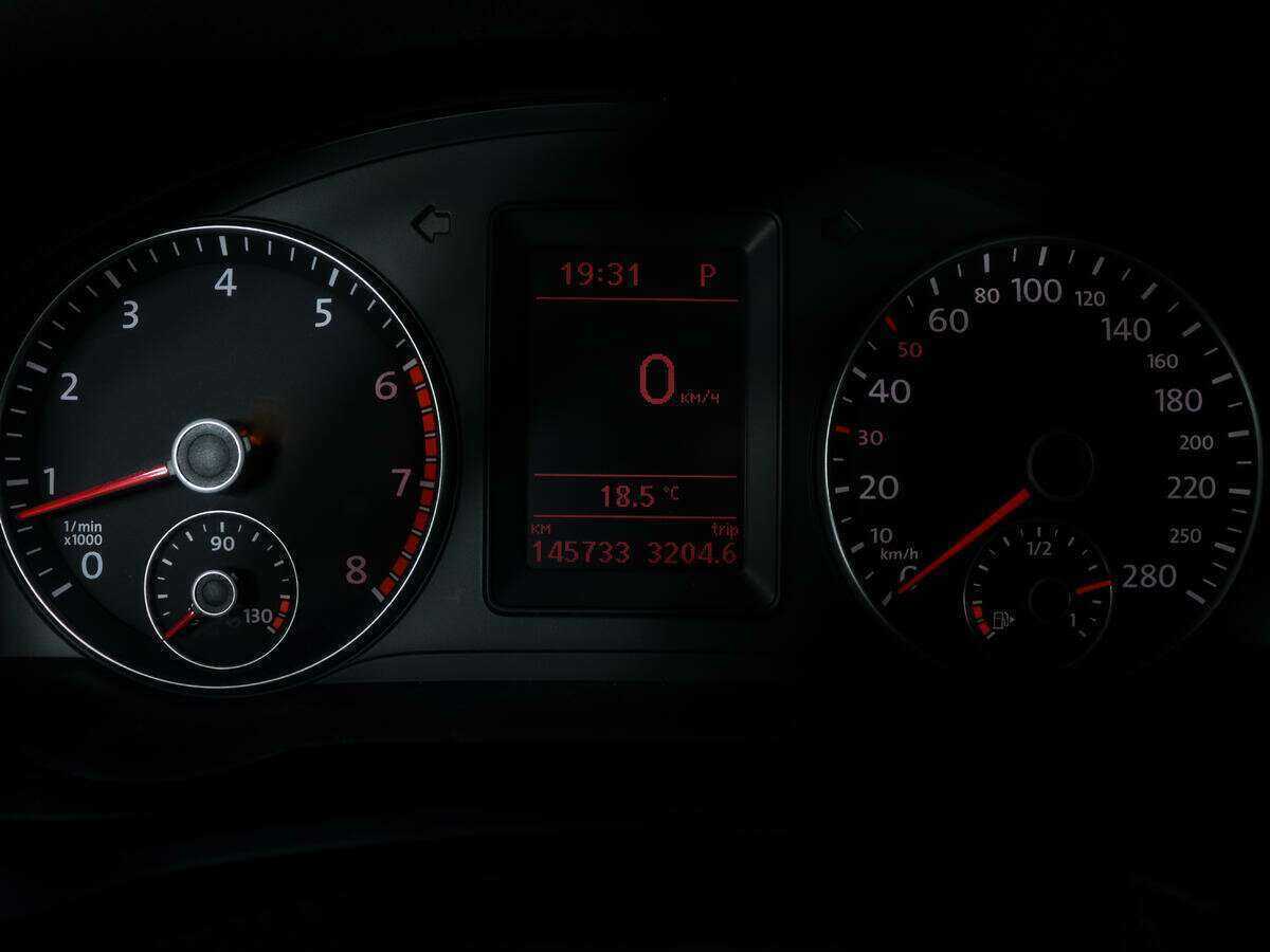 Купить Volkswagen Scirocco, 2011, 145 000 км, фото №11