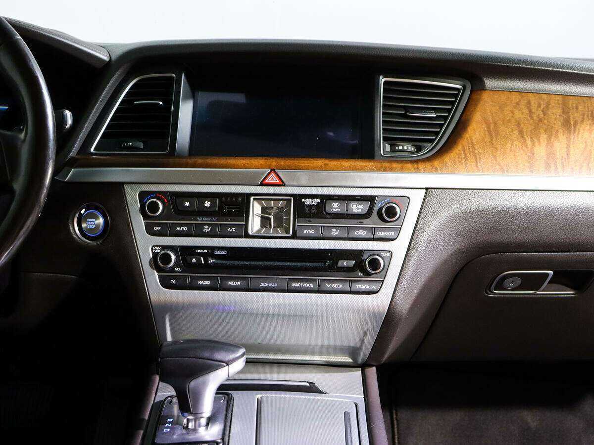 Купить Genesis G80, 2017, 210 123 км, фото №12