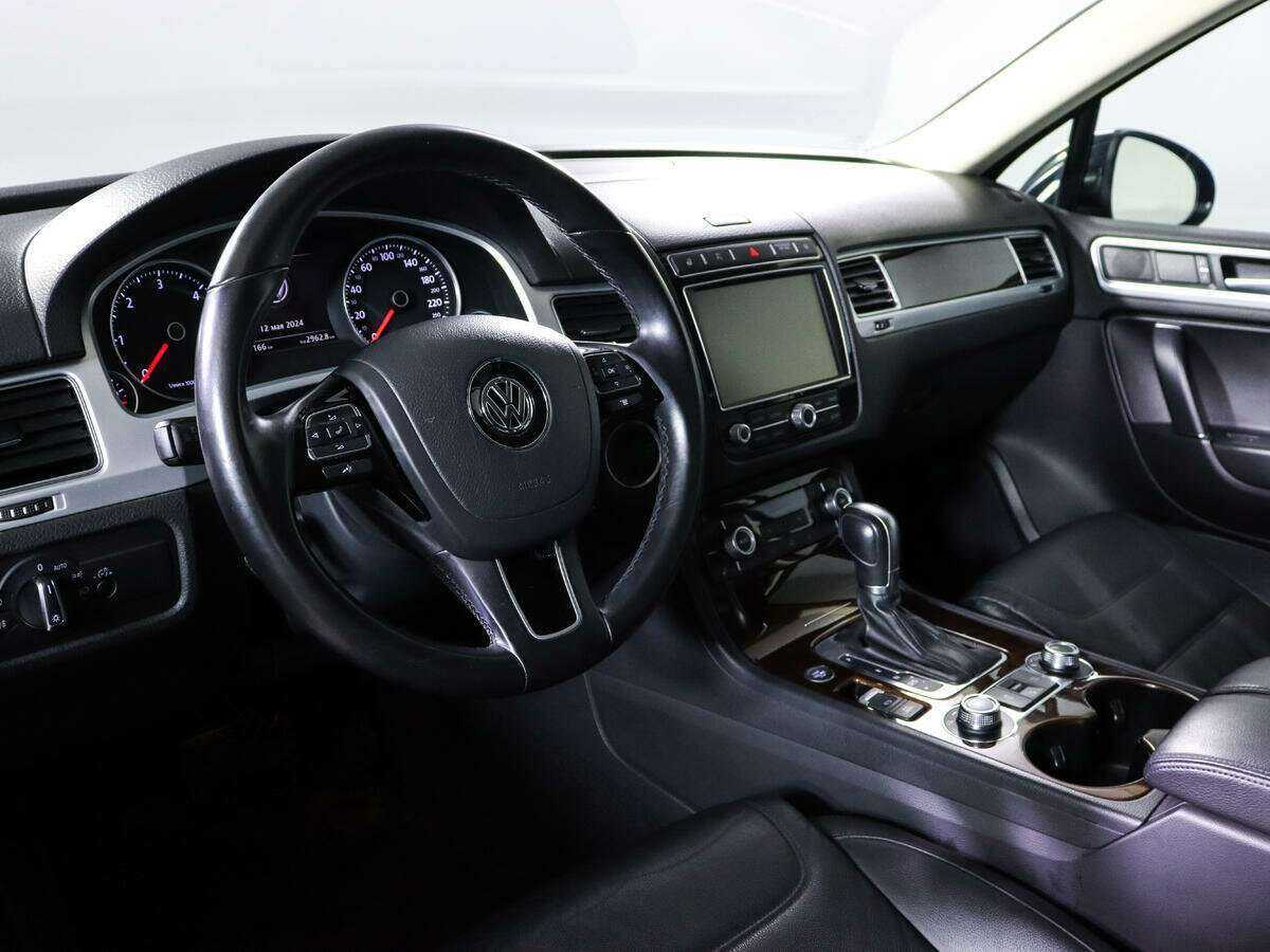 Купить Volkswagen Touareg, 2016, 117 163 км, фото №14