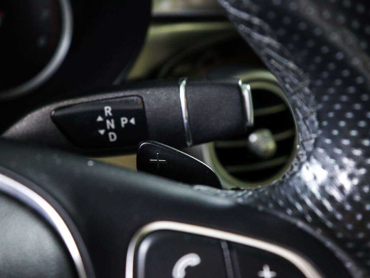 Купить Mercedes-Benz GLC 250, 2015, 131 684 км, фото №21