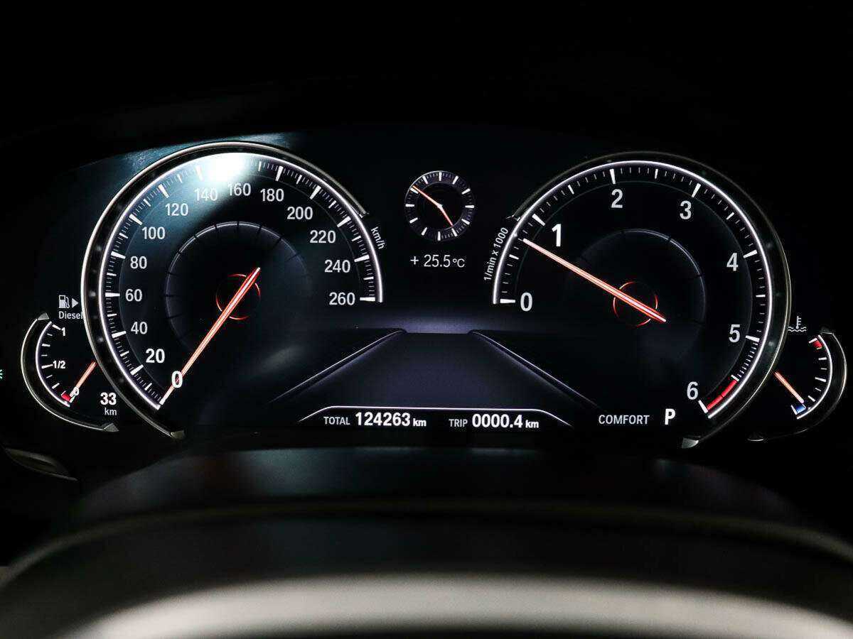 Купить BMW 5 серии 530d xDrive, 2018, 124 247 км, фото №9