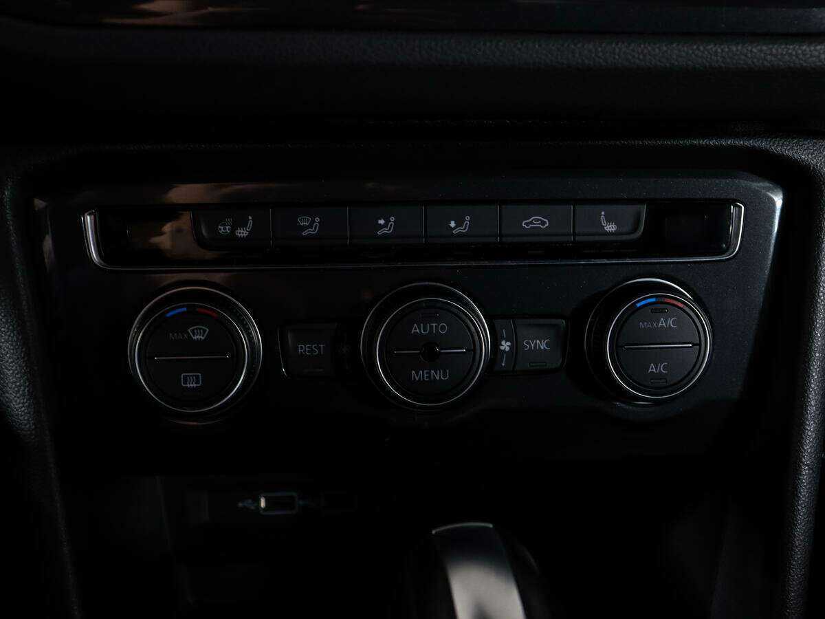 Купить Volkswagen Tiguan, 2020, 37 205 км, фото №19