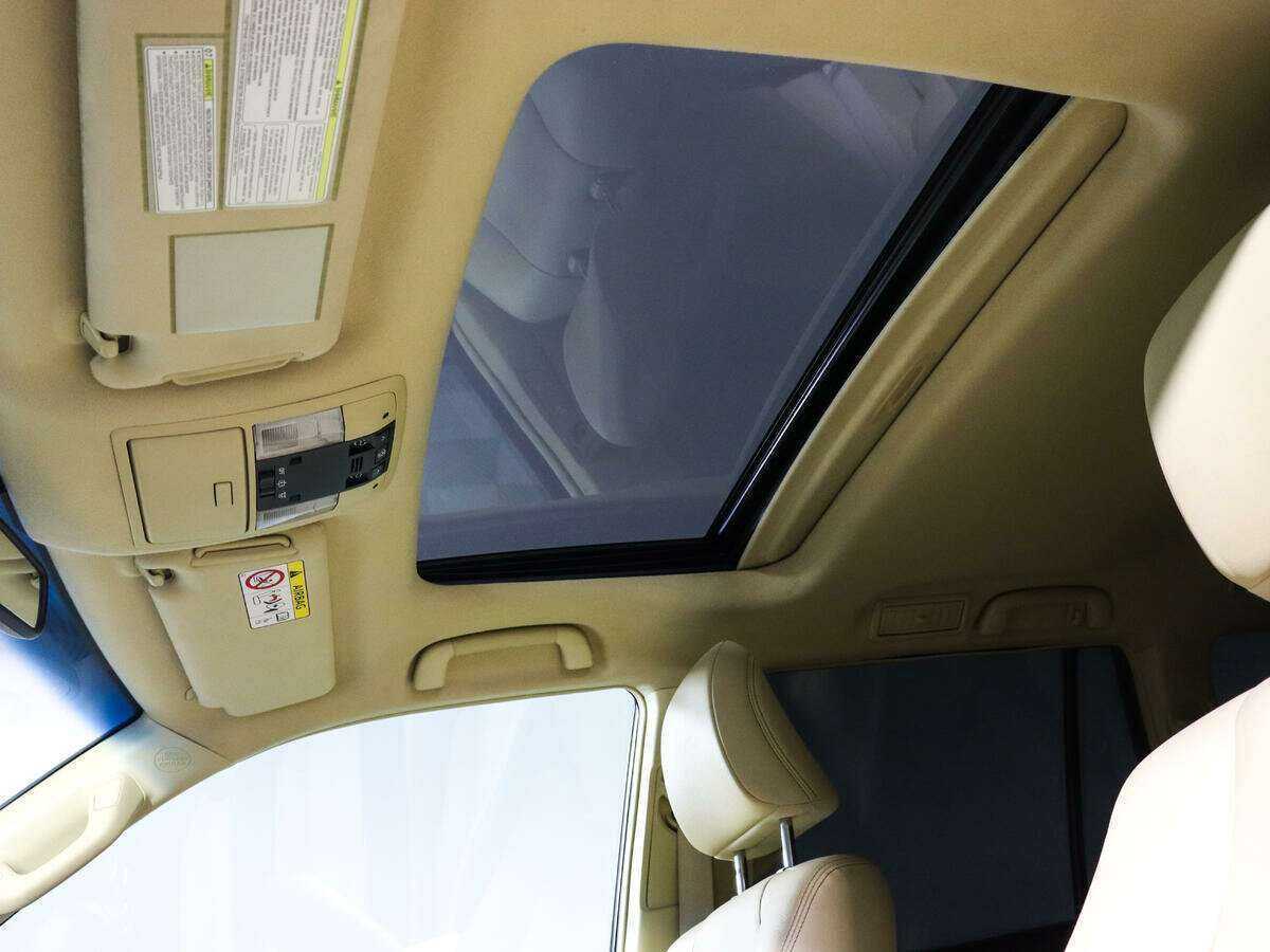 Купить Toyota Land Cruiser Prado, 2015, 72 200 км, фото №17