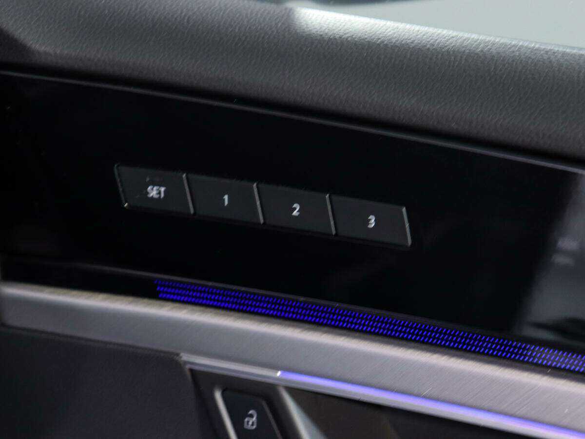 Купить Volkswagen Touareg, 2020, 58 000 км, фото №14