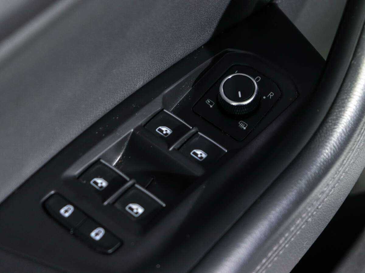 Купить Volkswagen Touareg, 2020, 58 000 км, фото №17