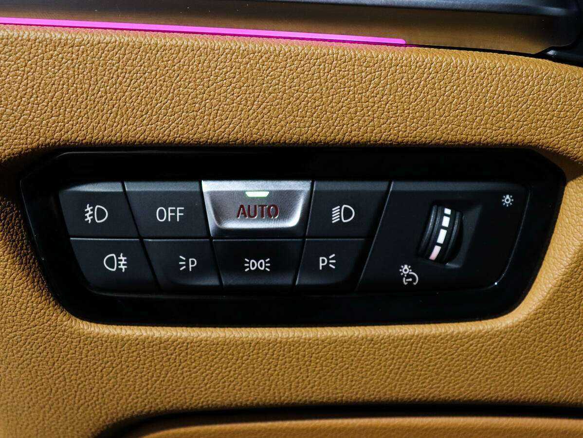 Купить BMW 3 серии 320d xDrive, 2020, 35 990 км, фото №20