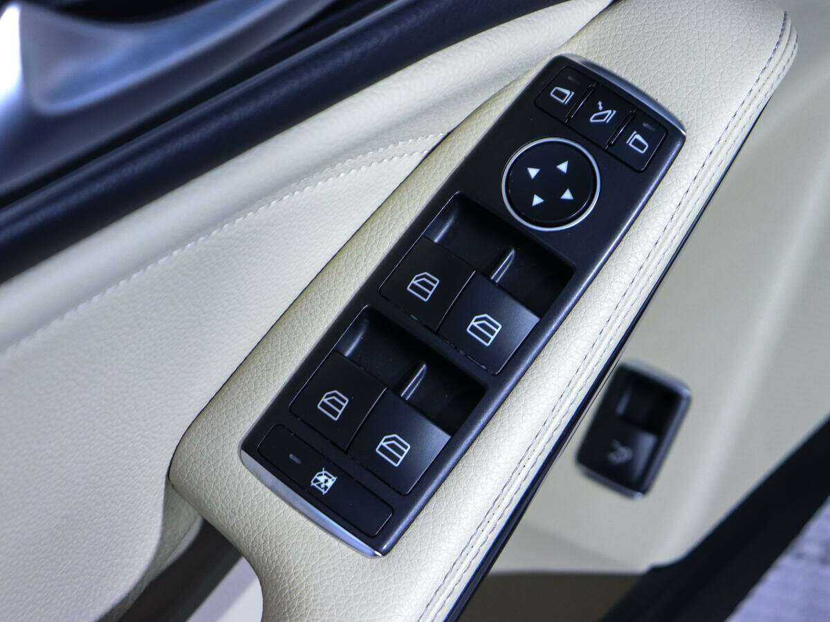 Купить Mercedes-Benz CLA 200, 2017, 85 300 км, фото №14