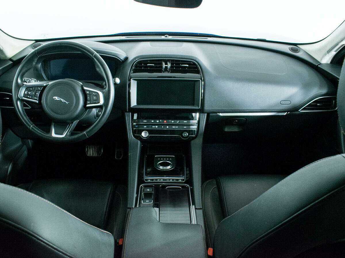 Купить Jaguar F-Pace, 2018, 80 887 км, фото №10