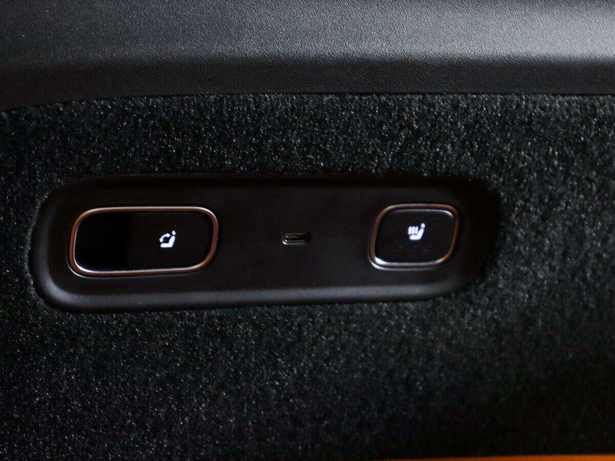 Купить LiXiang L9 44.5 kWh, 2023, 4 950 км, фото №23