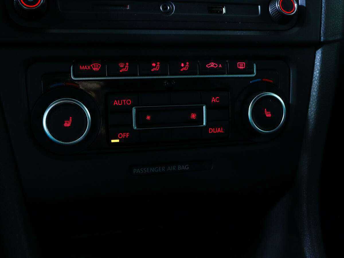 Купить Volkswagen Golf GTI, 2009, 230 906 км, фото №12