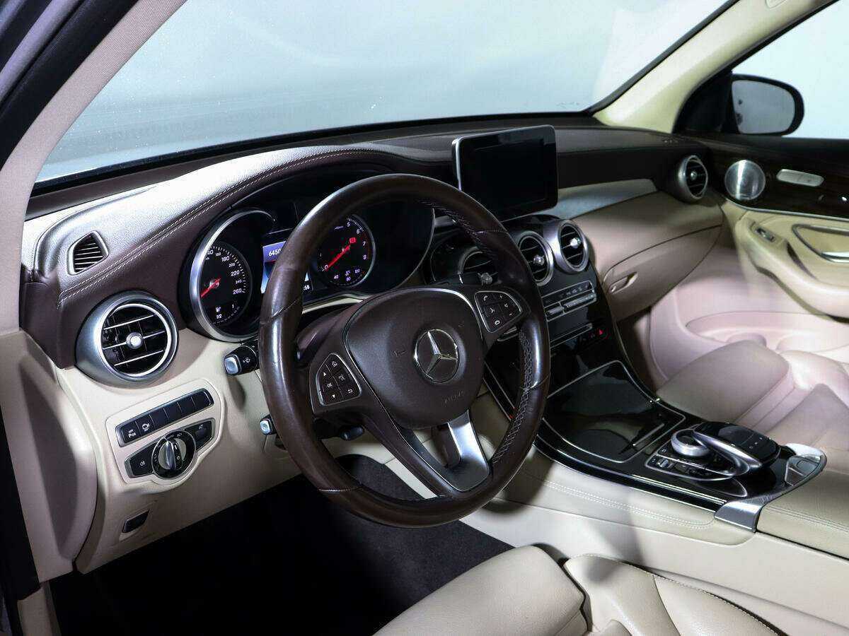 Купить Mercedes-Benz GLC 300, 2016, 139 936 км, фото №12
