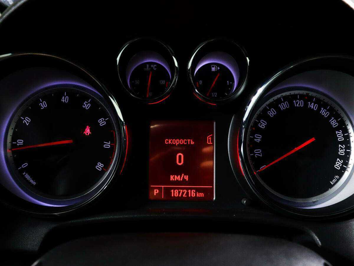 Купить Opel Astra GTC, 2013, 187 215 км, фото №11