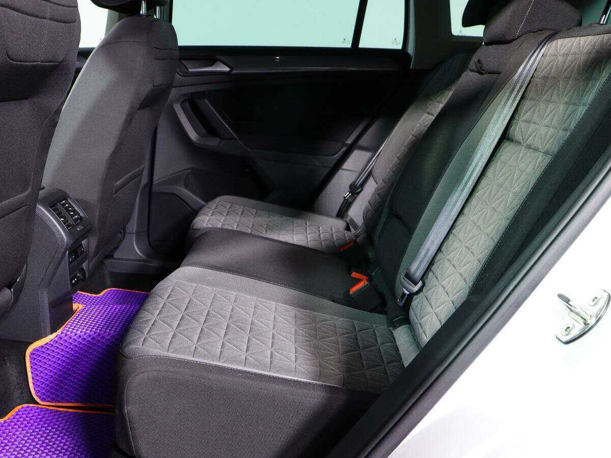 Купить Volkswagen Tiguan, 2020, 43 933 км, фото №10