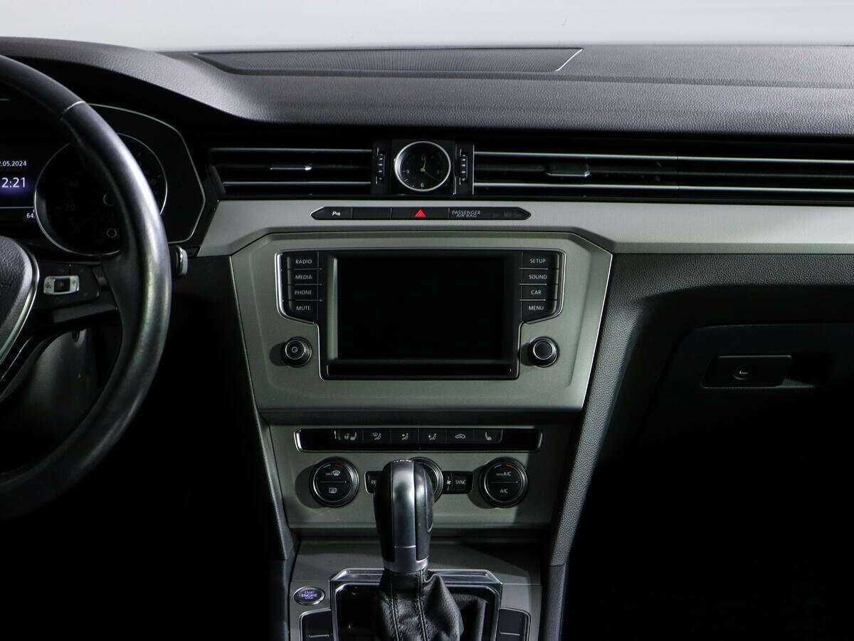 Купить Volkswagen Passat, 2015, 77 500 км, фото №13