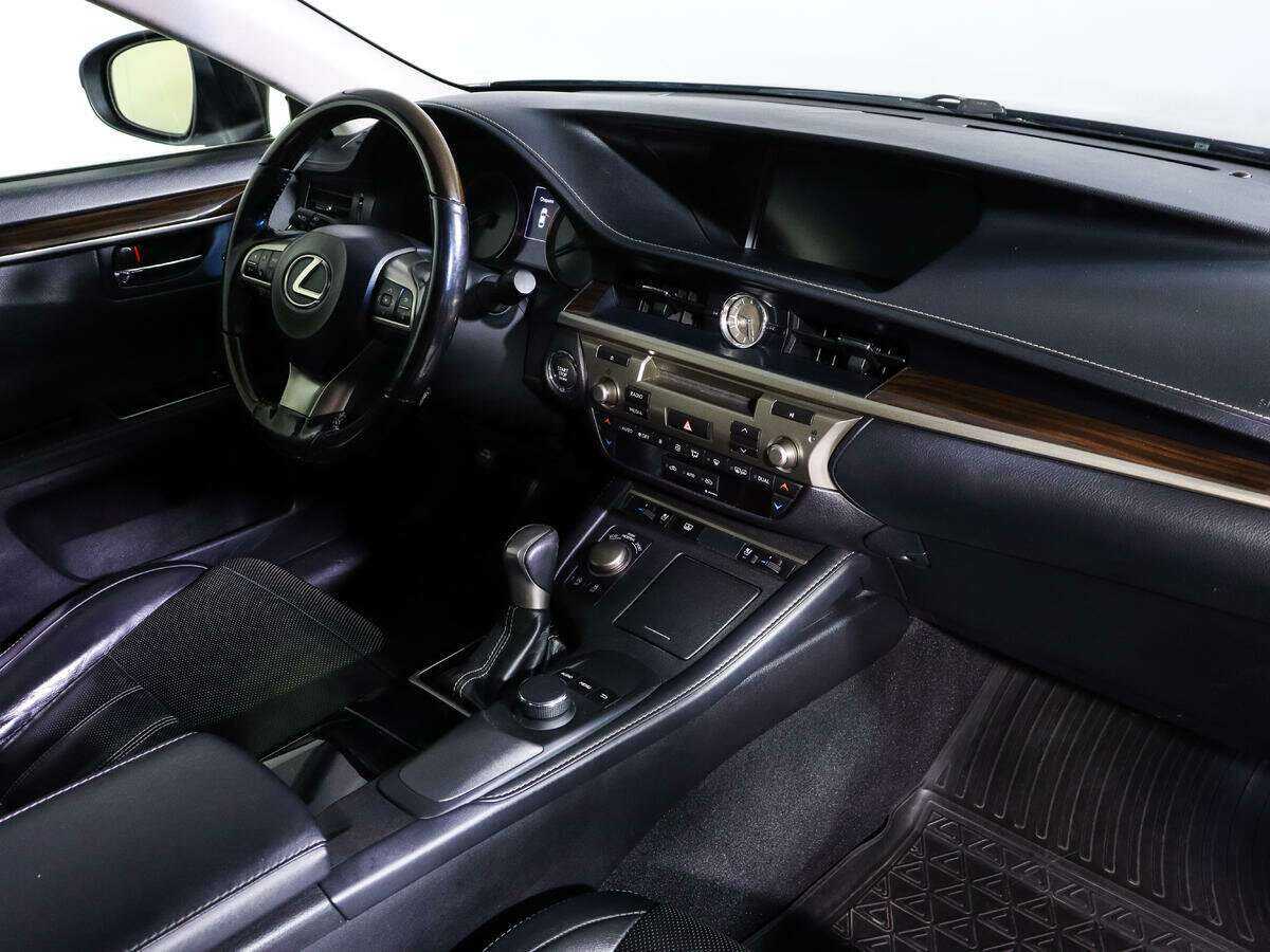 Купить Lexus ES 200, 2016, 121 281 км, фото №6