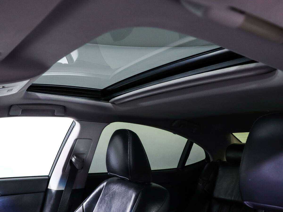 Купить Lexus ES 200, 2016, 121 281 км, фото №12