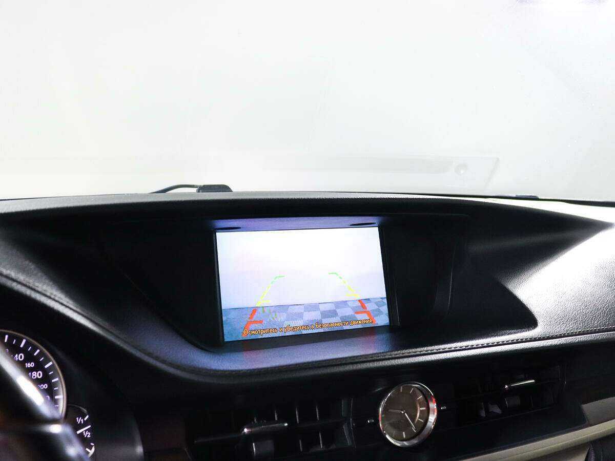 Купить Lexus ES 200, 2016, 121 281 км, фото №14