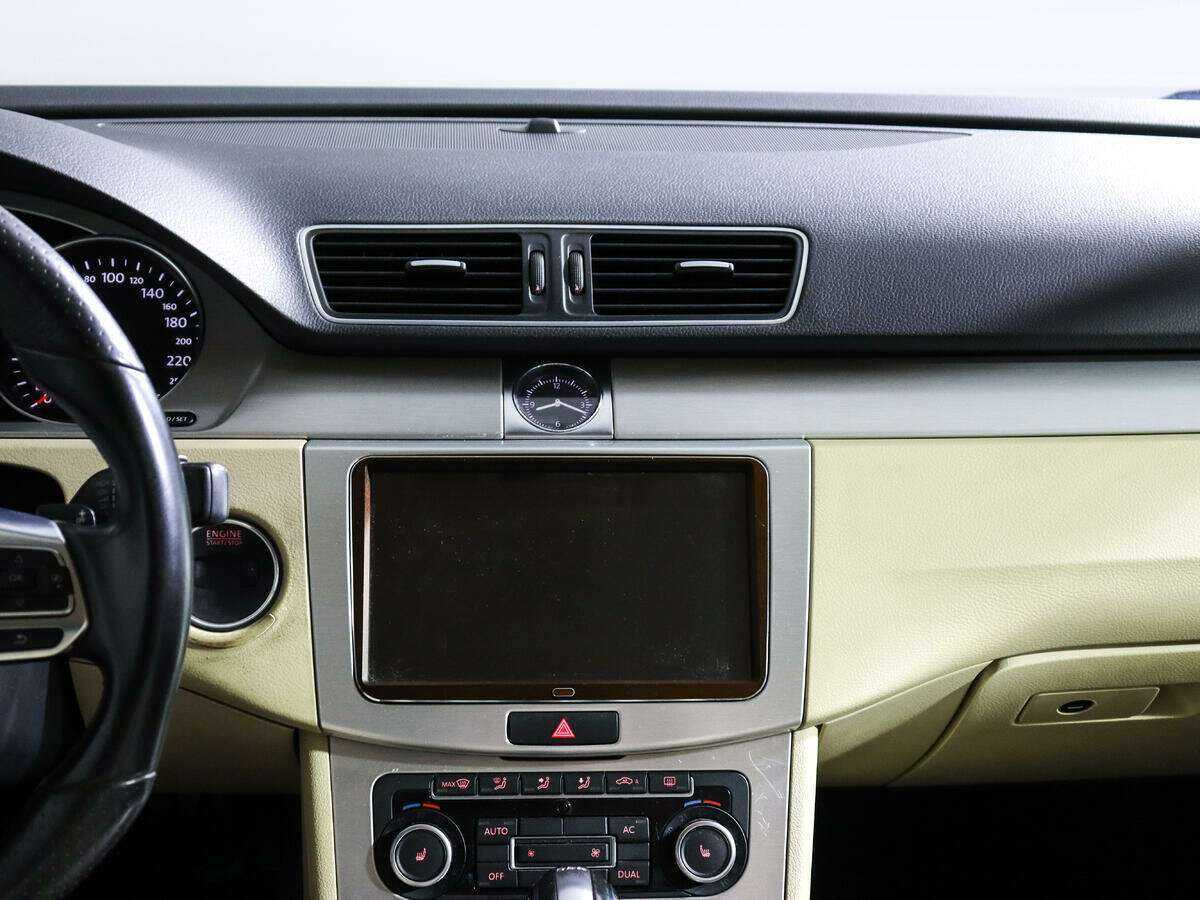 Купить Volkswagen Passat CC, 2011, 148 000 км, фото №11