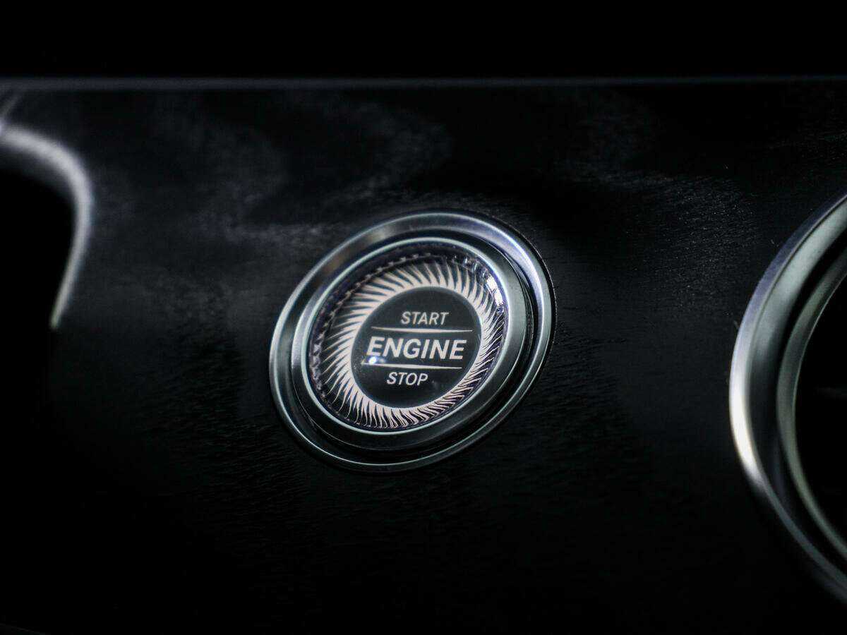 Купить Mercedes-Benz E-Класс 200, 2017, 81 759 км, фото №17