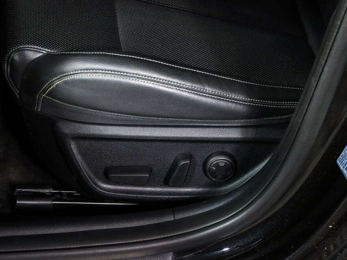 Купить Genesis G70, 2019, 90 500 км, фото №20