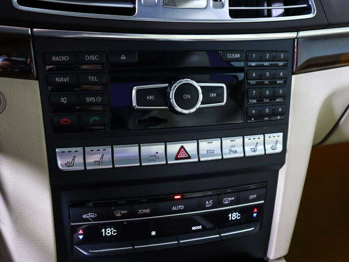 Купить Mercedes-Benz E-Класс 350, 2013, 130 589 км, фото №14