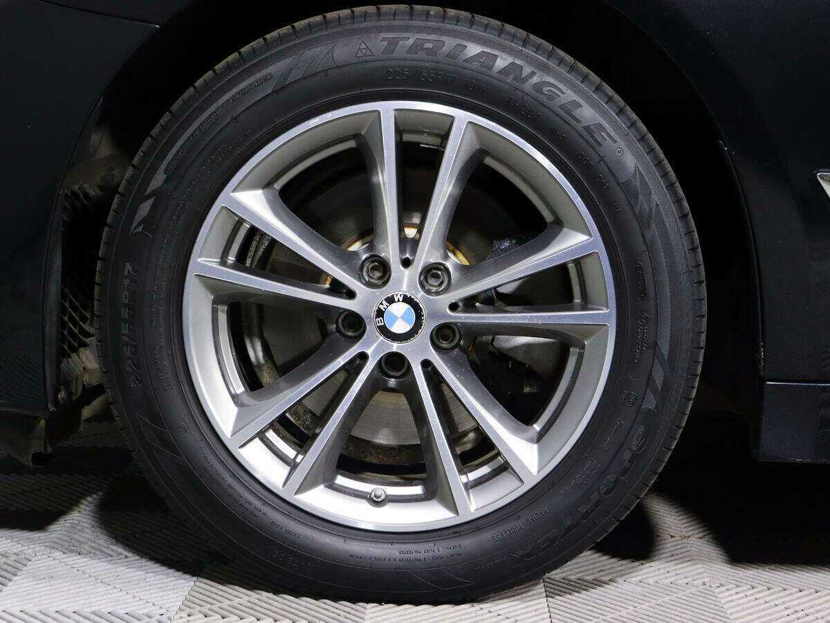 Купить BMW 5 серии 520d xDrive, 2018, 145 501 км, фото №13