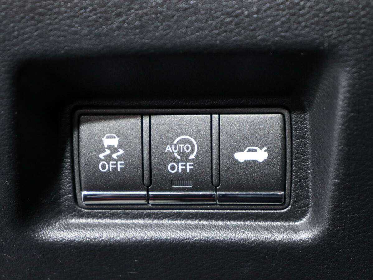 Купить Infiniti Q50, 2014, 116 300 км, фото №20