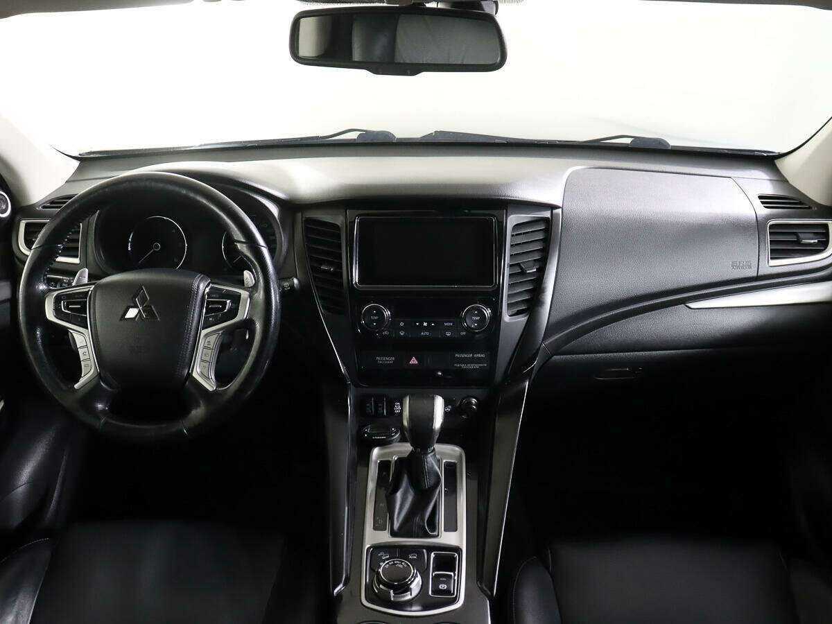 Купить Mitsubishi Pajero Sport, 2017, 91 308 км, фото №11