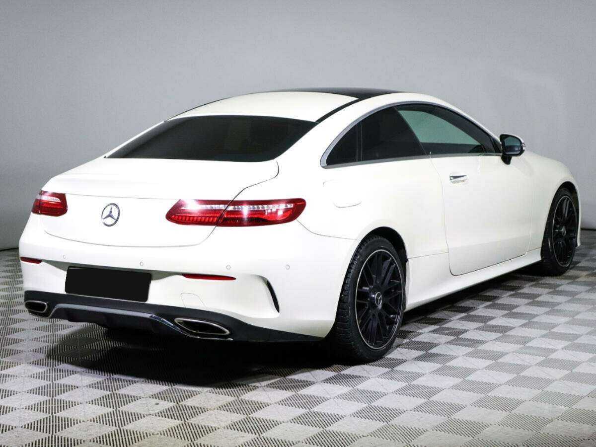 Купить Mercedes-Benz E-Класс 400, 2017, 101 528 км, фото №4