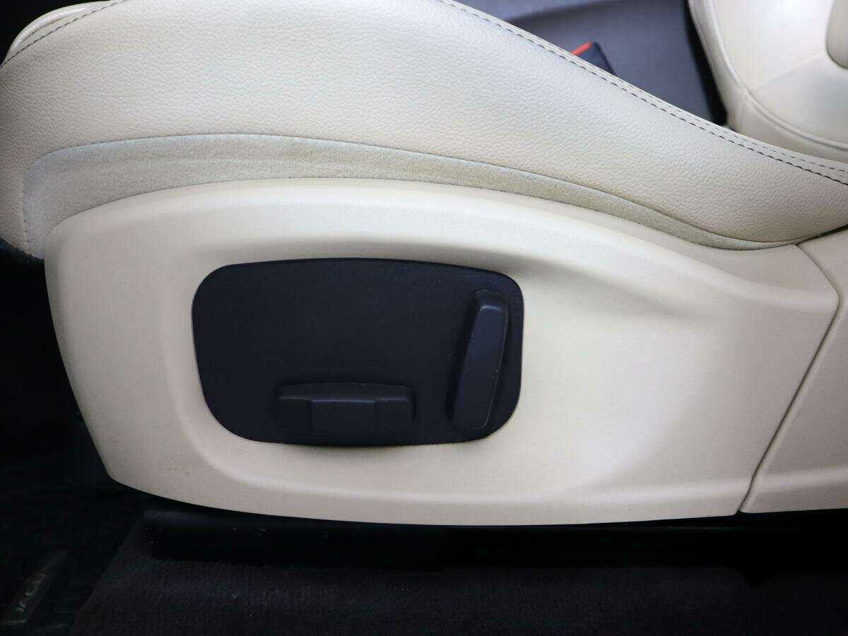 Купить Jaguar F-Pace, 2017, 130 200 км, фото №21