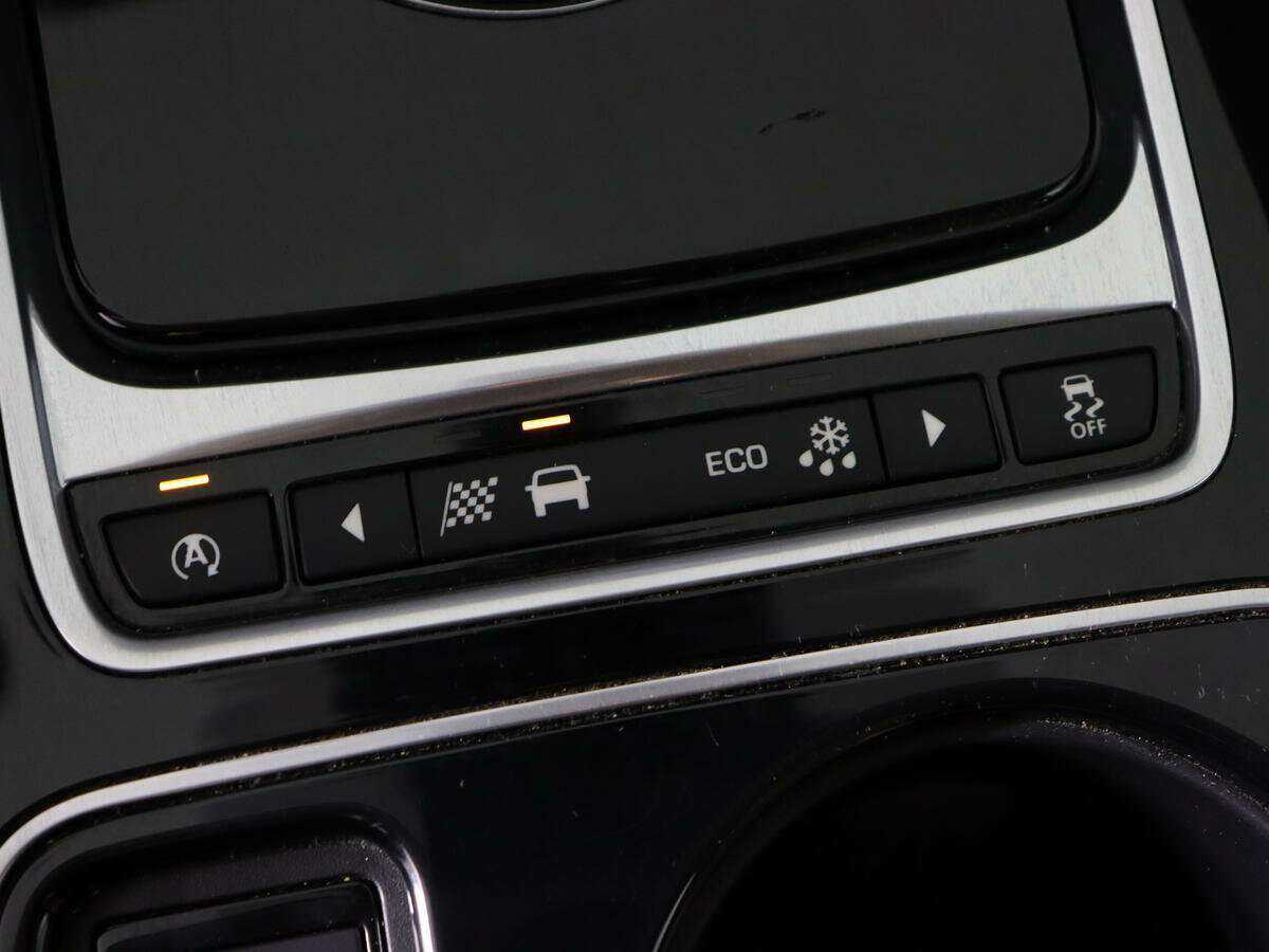 Купить Jaguar F-Pace, 2017, 130 200 км, фото №28