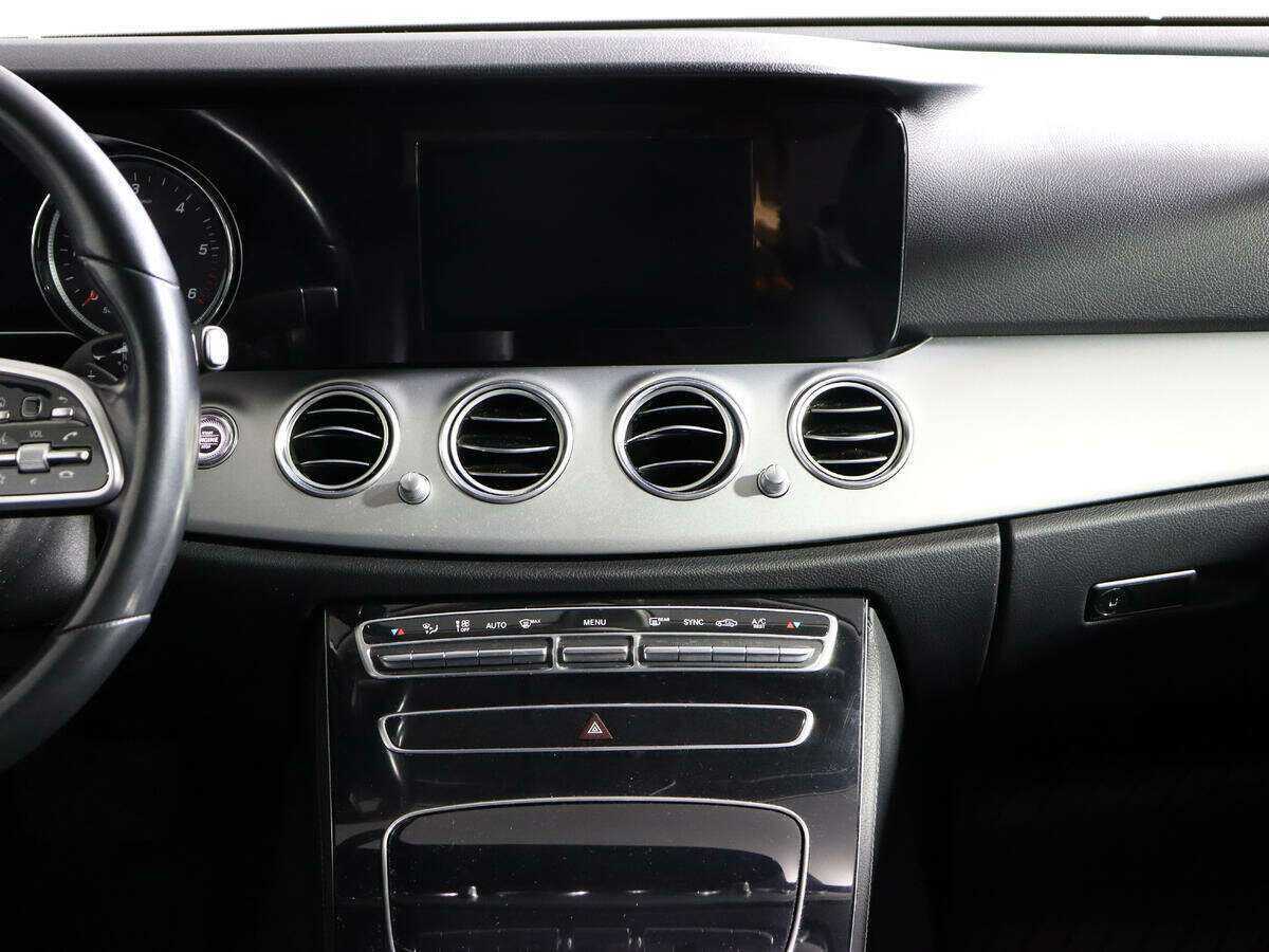 Купить Mercedes-Benz E-Класс 200 d, 2019, 89 740 км, фото №11