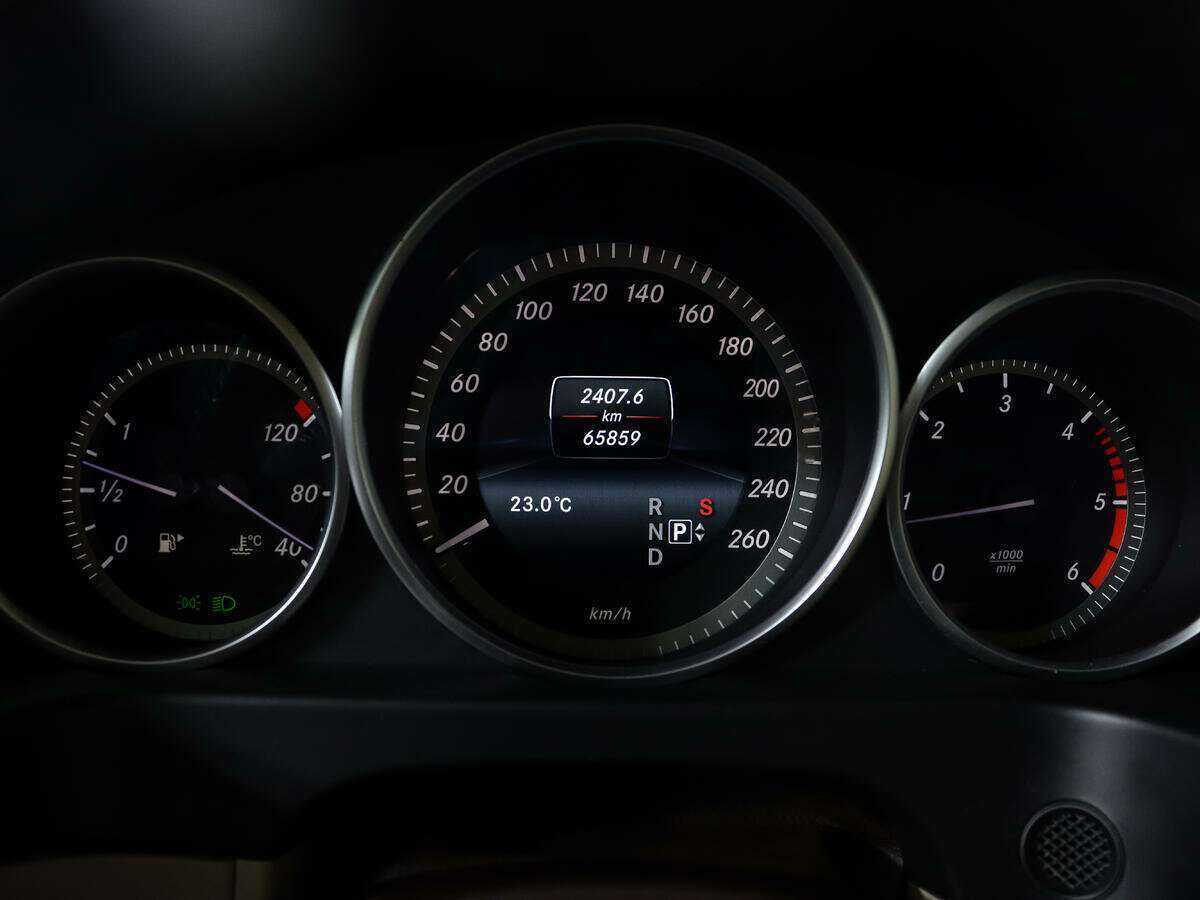 Купить Mercedes-Benz E-Класс 250 CDI, 2015, 65 859 км, фото №9