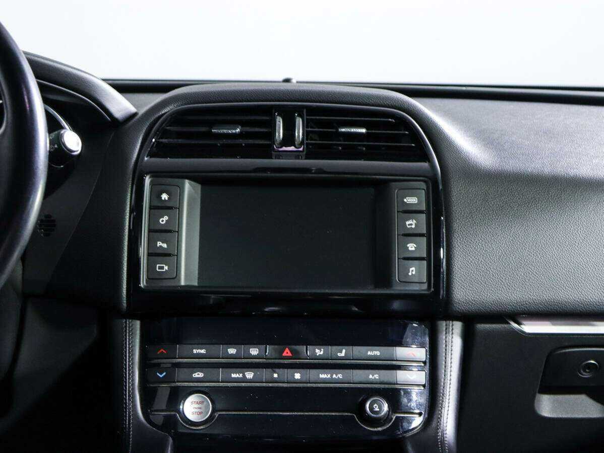 Купить Jaguar F-Pace, 2016, 94 165 км, фото №9