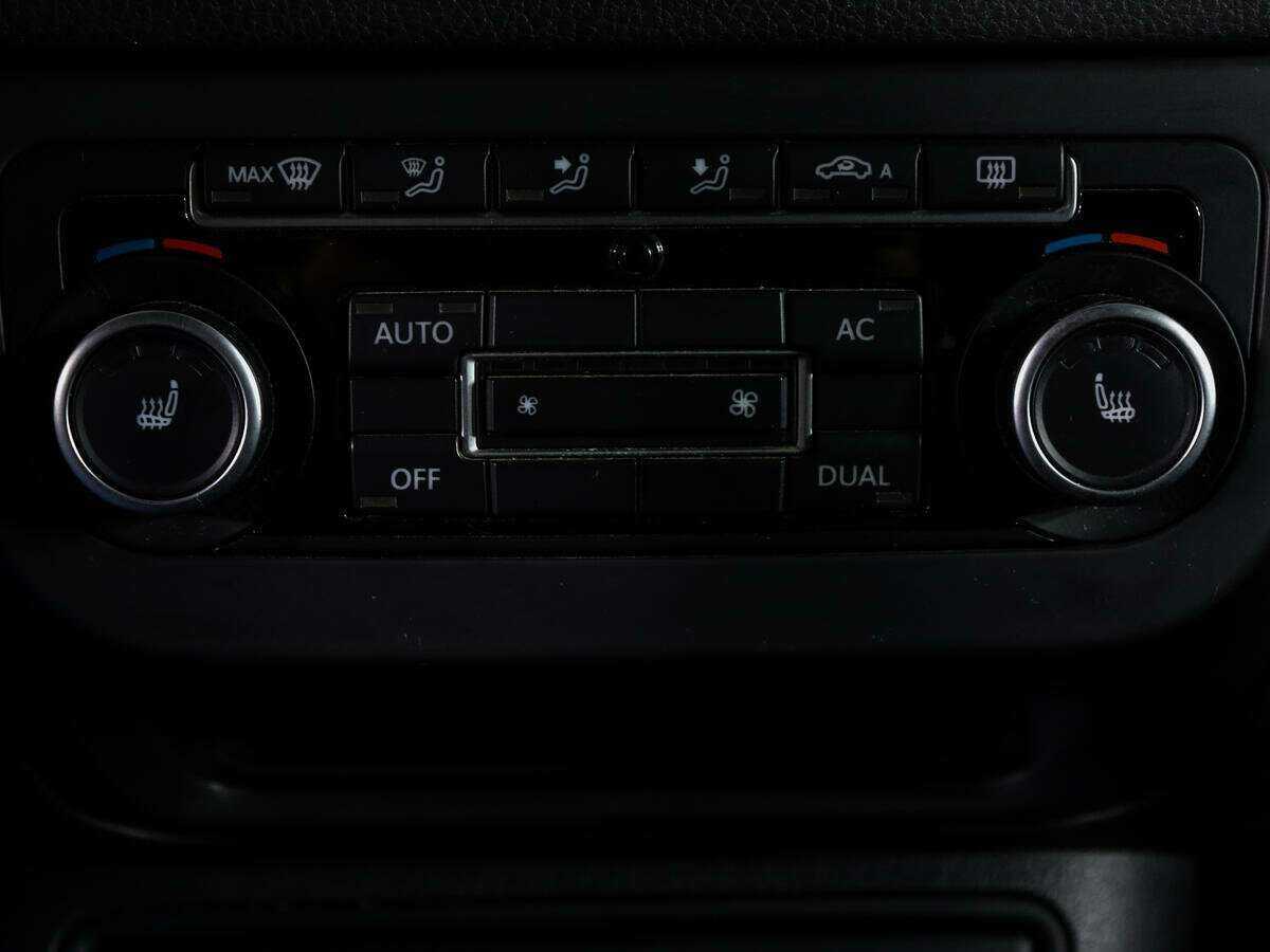 Купить Volkswagen Tiguan, 2011, 135 000 км, фото №17