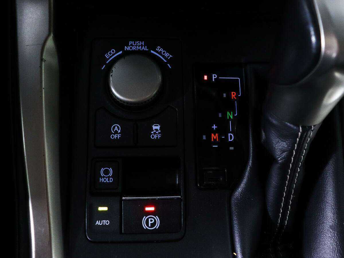 Купить Lexus NX 200, 2017, 62 370 км, фото №17