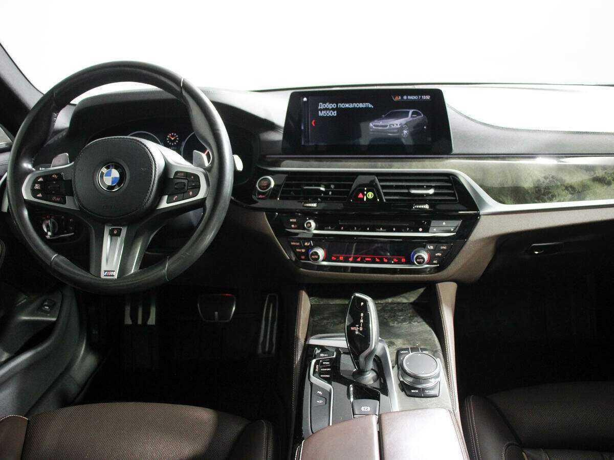 Купить BMW 5 серии M550d xDrive, 2019, 75 758 км, фото №9
