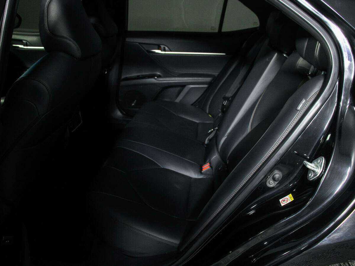 Купить Toyota Camry, 2018, 83 000 км, фото №8