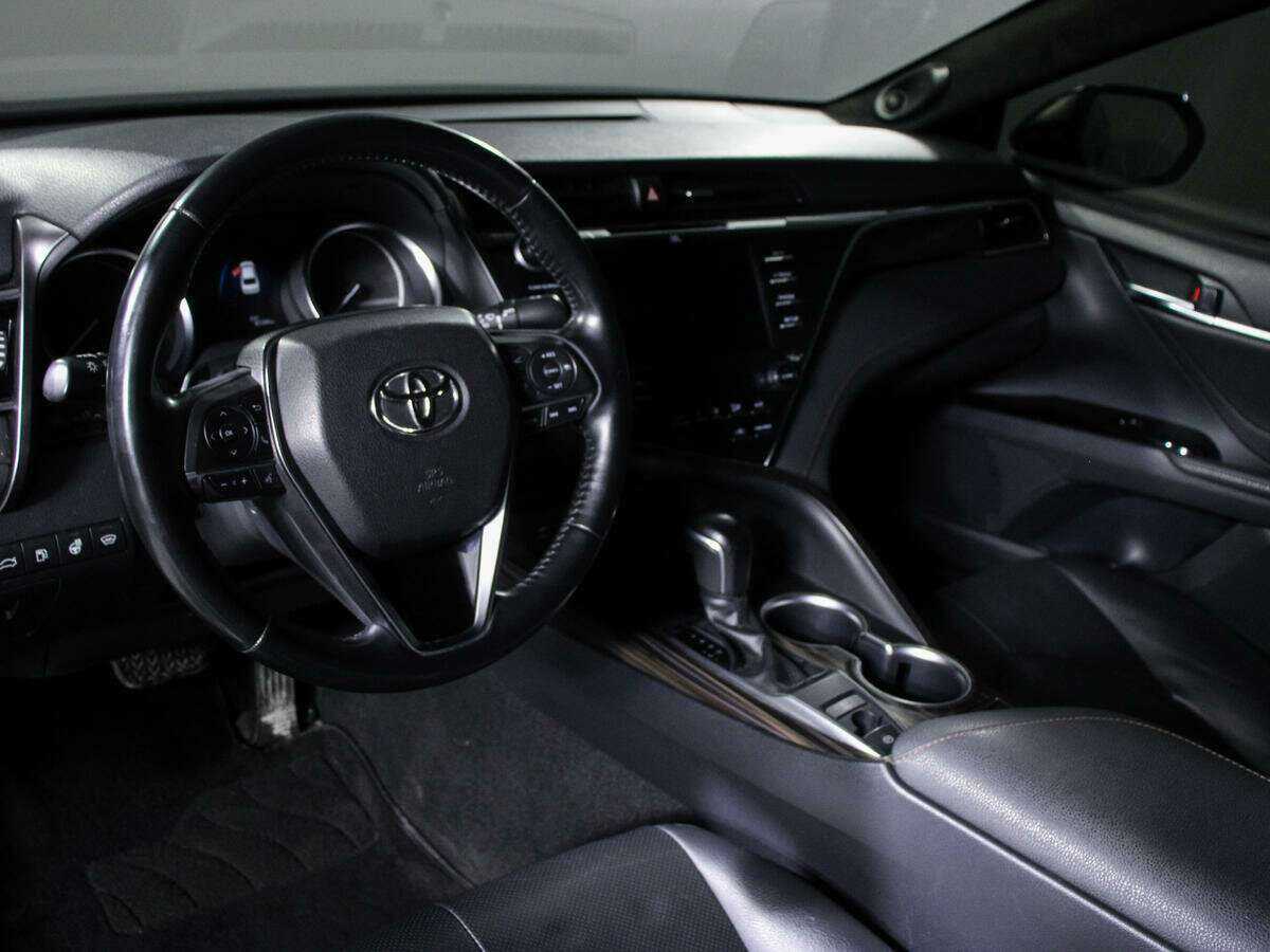 Купить Toyota Camry, 2018, 83 000 км, фото №12