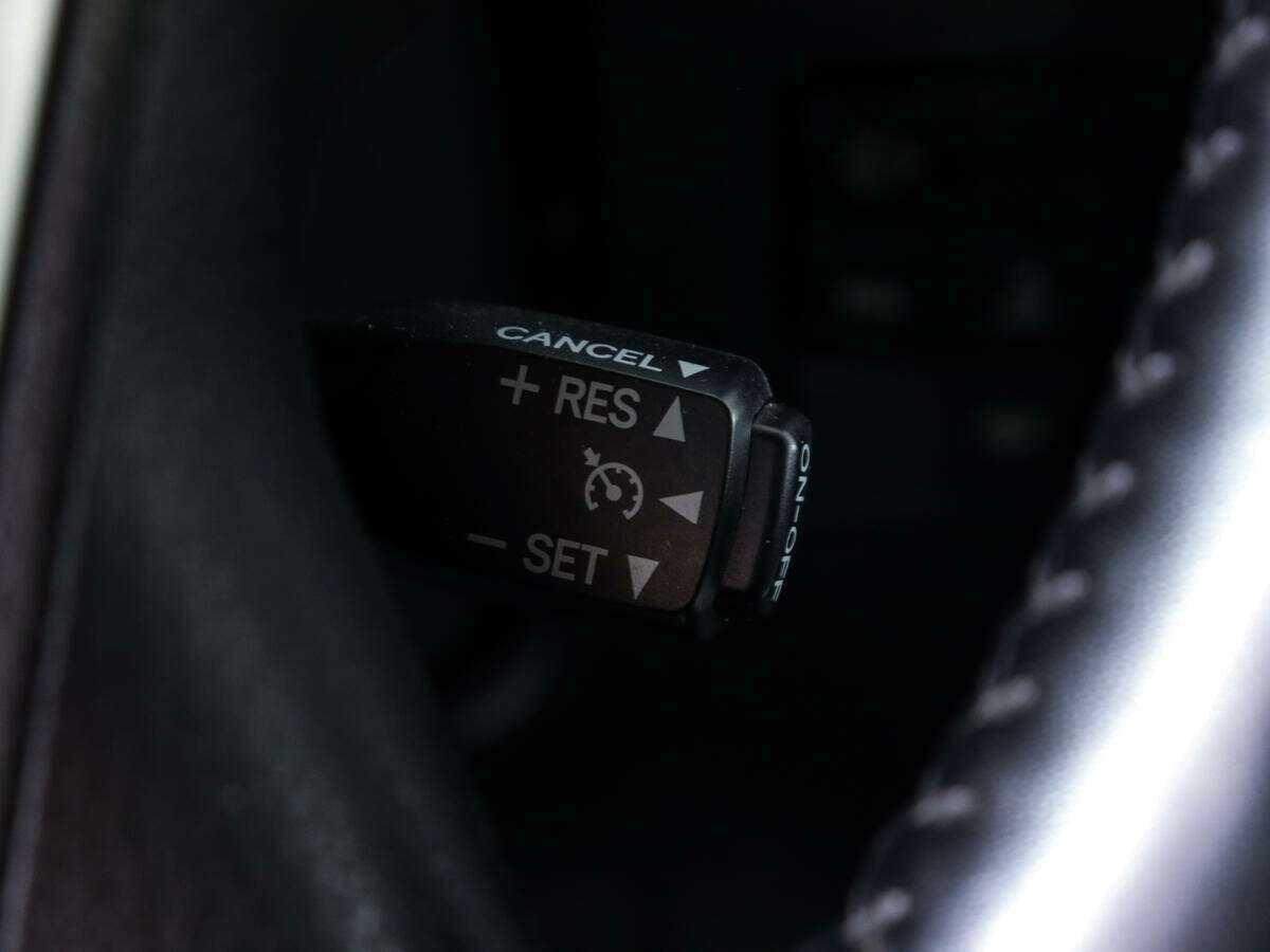 Купить Toyota Land Cruiser Prado, 2019, 143 980 км, фото №19