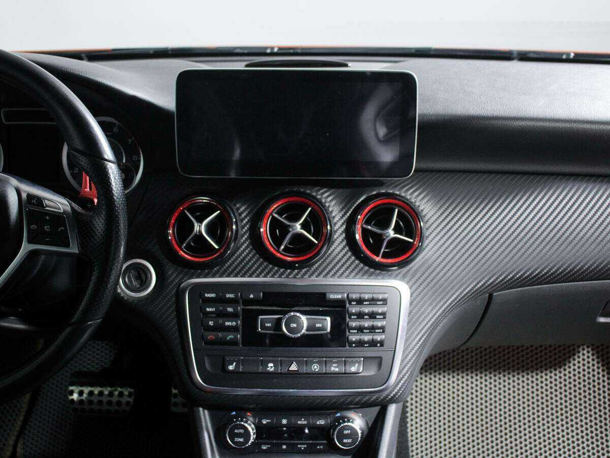 Купить Mercedes-Benz A-Класс AMG 45 AMG, 2015, 157 281 км, фото №11