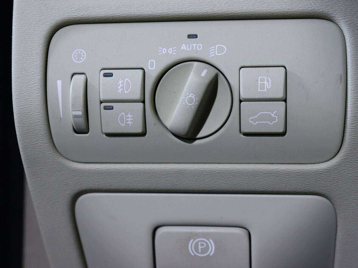 Купить Volvo XC70, 2012, 90 728 км, фото №16