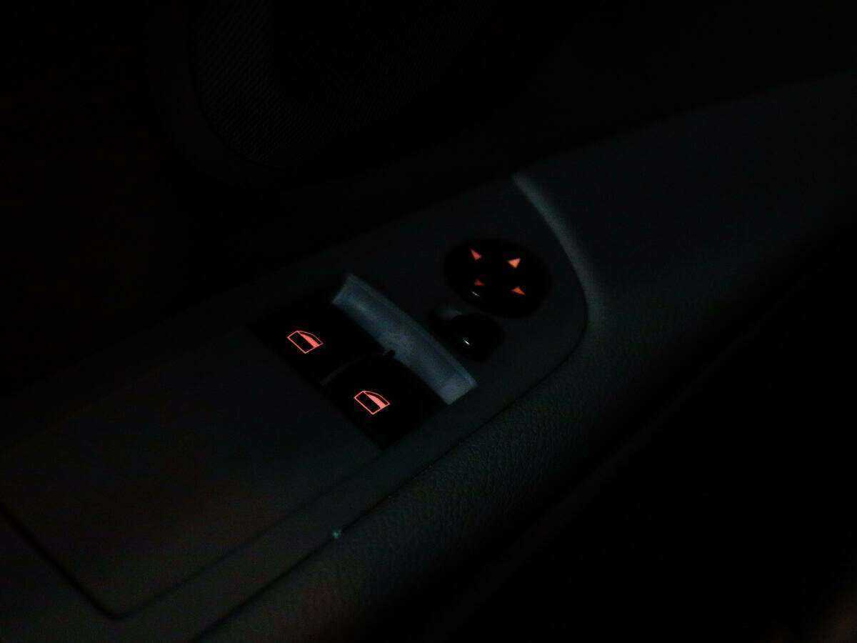 Купить BMW 3 серии 320d, 2008, 198 945 км, фото №22