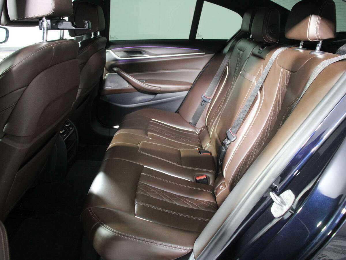 Купить BMW 5 серии 540i xDrive, 2017, 75 124 км, фото №6