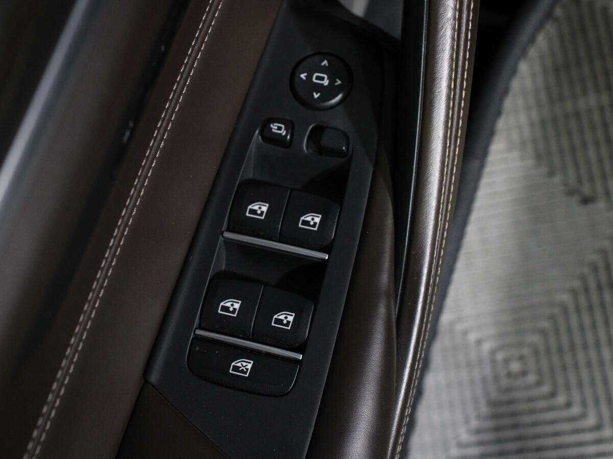 Купить BMW 5 серии 540i xDrive, 2017, 75 124 км, фото №11